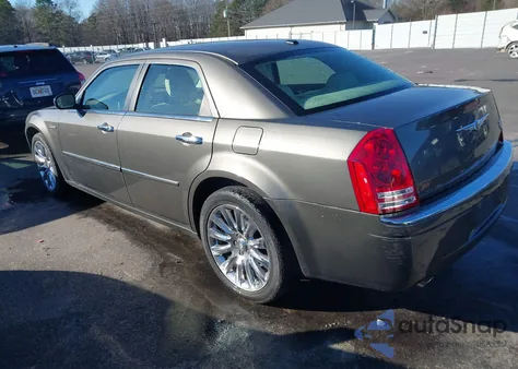 2009 Chrysler 300C Hemi из США, поврежденный, VIN 2C3LA63T19H619545